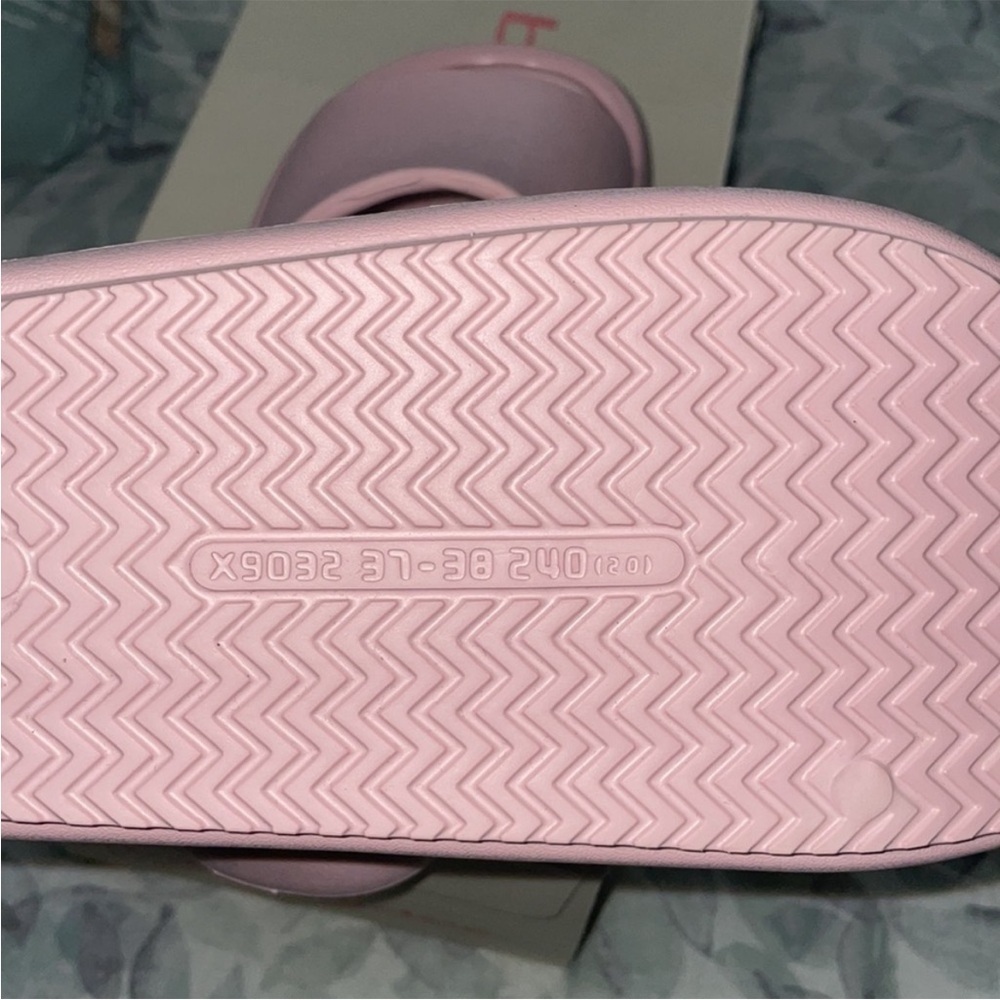 J/SLIDES SQUISH Light Pink EVA Sandal Size 6 New in Box Pool Slides lightweight - Picture 10 of 10